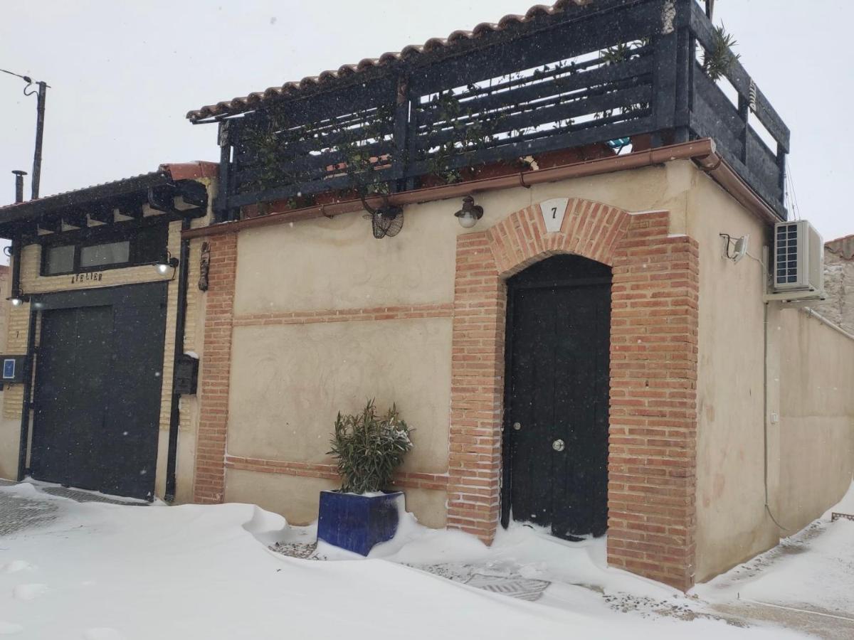 Casa Rural Atelier - Jardin Y Terraza Velliza Bagian luar foto