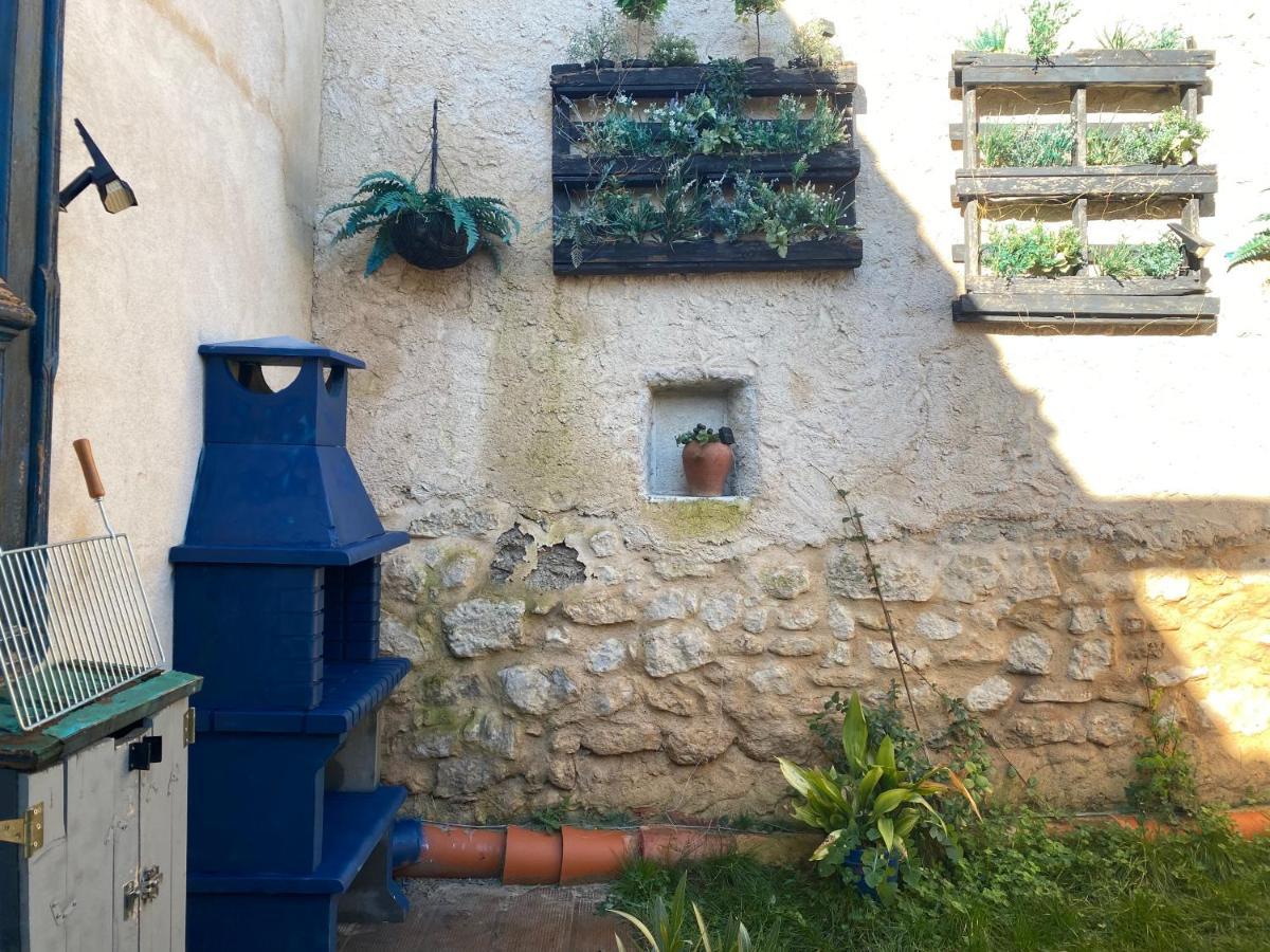 Casa Rural Atelier - Jardin Y Terraza Velliza Bagian luar foto